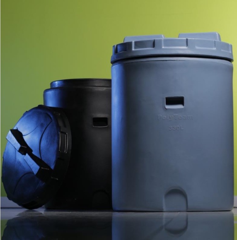 PE containers